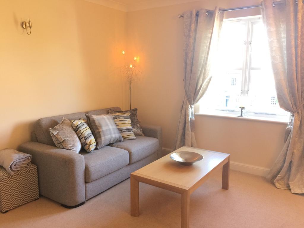 Millwalk Apartment Уитни Экстерьер фото